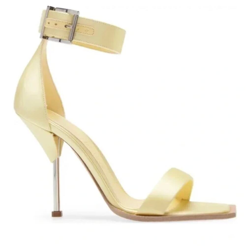 Alexander McQueen Ankle Strap Sandal in Pale Yellow FLAWED 35.5